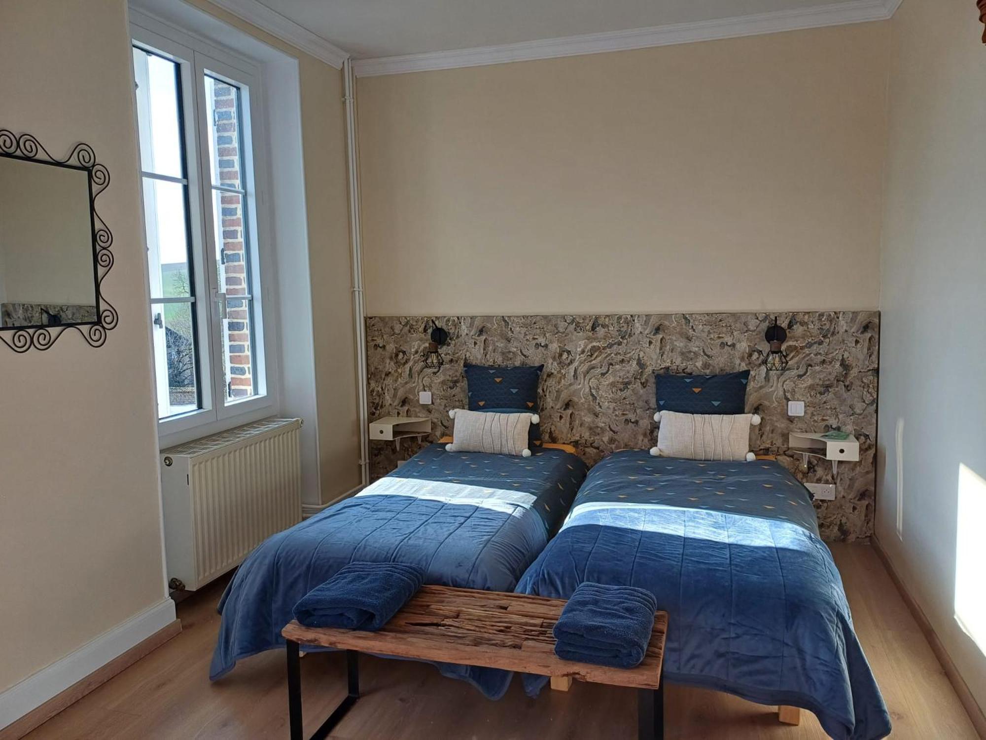 La Demeure D'Othe Bed & Breakfast Sormery Bagian luar foto